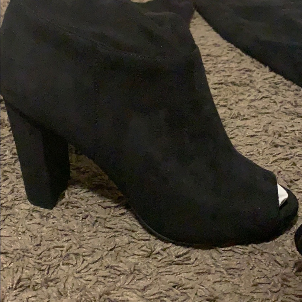 Fashion Nova boots